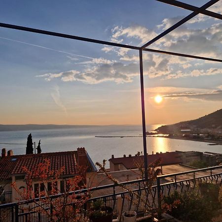 Apartman Nora Omiš Eksteriør bilde
