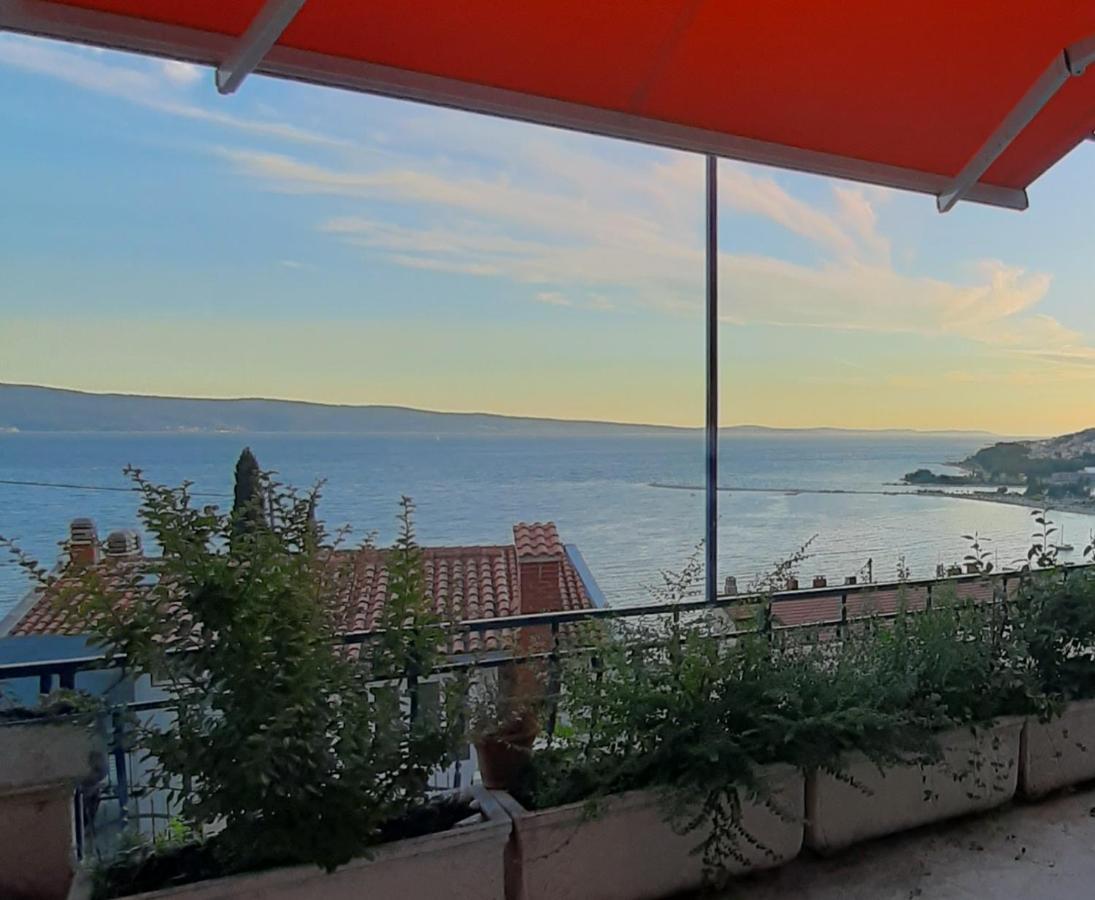 Apartman Nora Omiš Eksteriør bilde