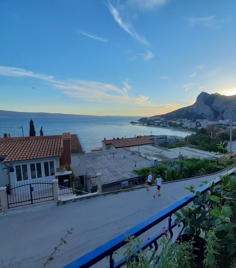 Apartman Nora Omiš Eksteriør bilde