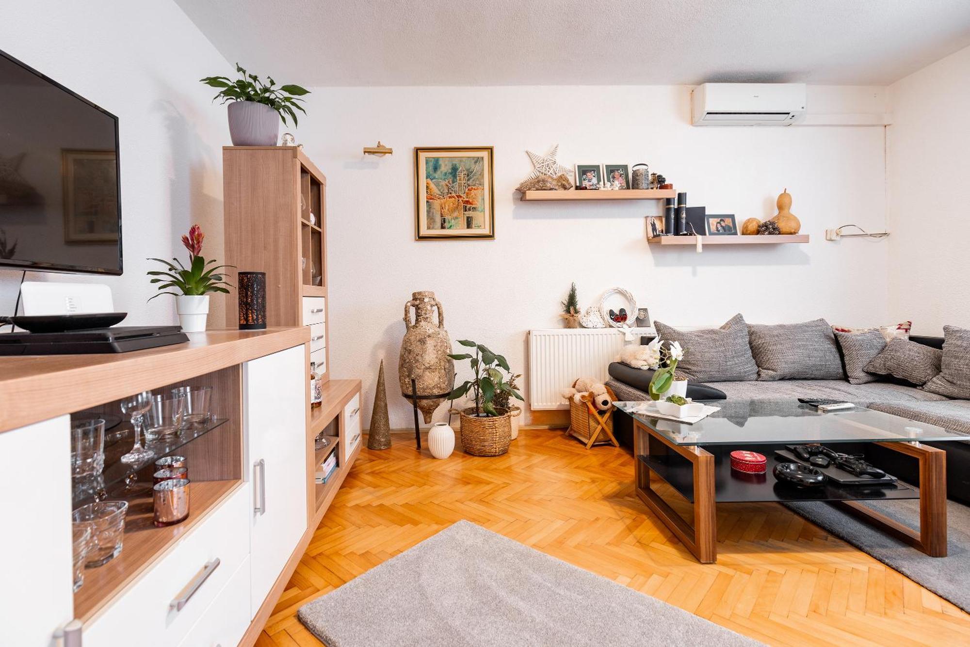 Apartman Nora Omiš Eksteriør bilde