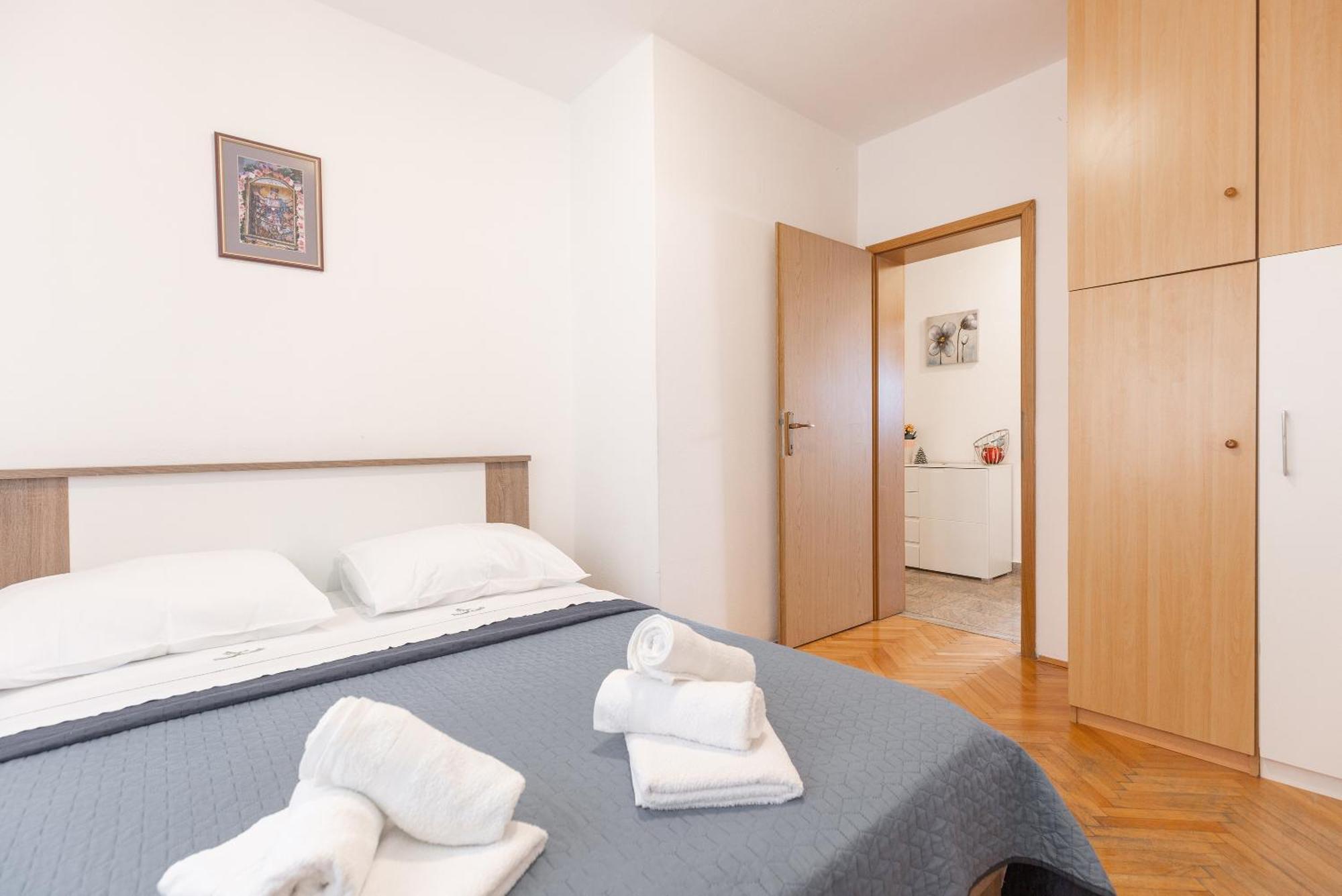 Apartman Nora Omiš Eksteriør bilde